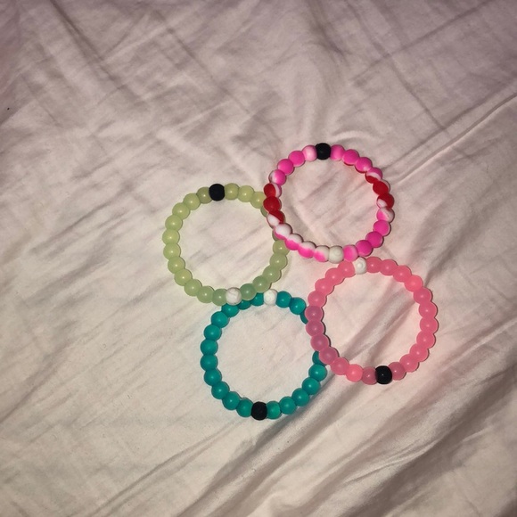 A bundle of cute lokai bracelets - Picture 2 of 6